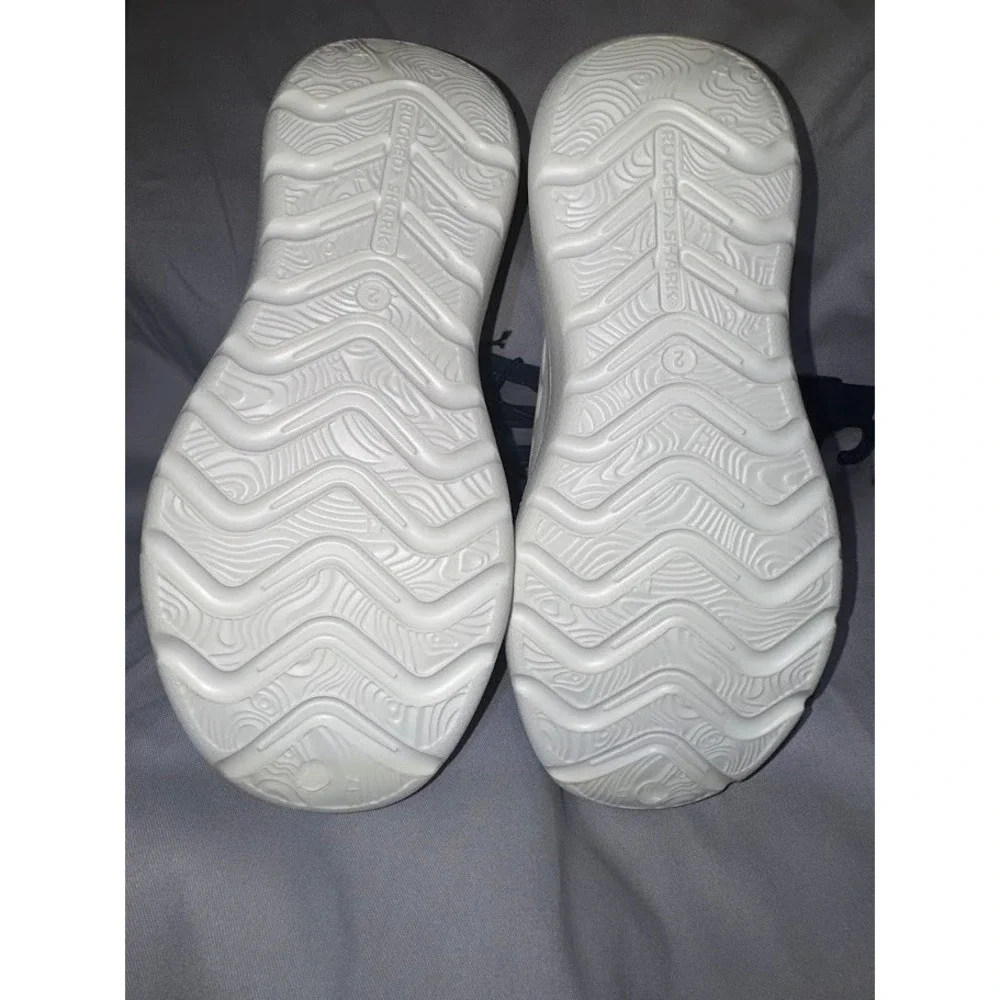 Rugged Shark Kids White Water Shoes Perforated EVA Clogs Size 2 NEW